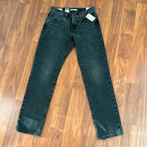 Women’s Levi's Middy Straight Mid Rise Black Jeans. Size 26W/31L
